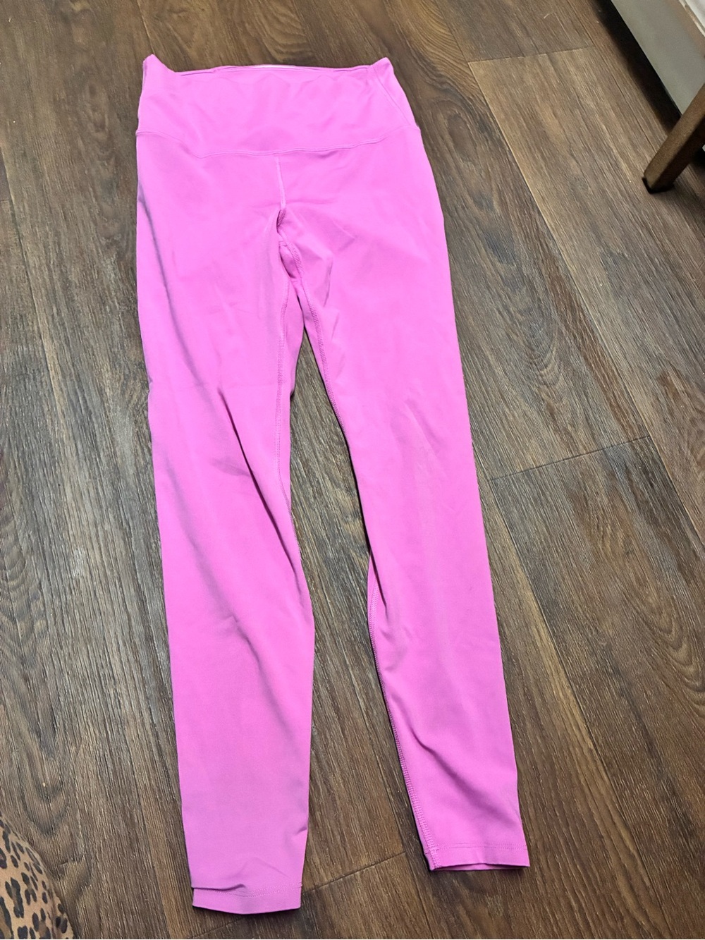 Woman’s Pink Active Leggings